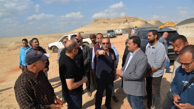 محافظ أسيوط يتفقد