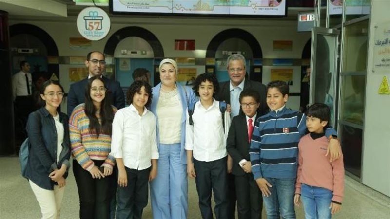 رئيسة الطفولة والأمومة