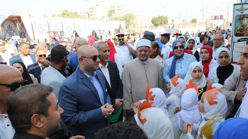 مبادرة بناء انسان