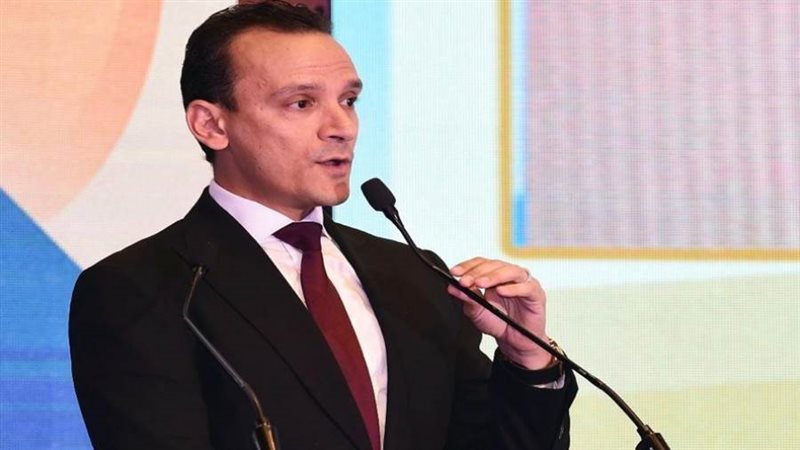 الدكتور عبدالخالق