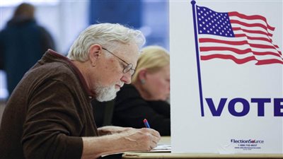 إجراءات أمنية مشددة استعدادًا للانتخابات الرئاسية الأمريكية.. قناصة فوق مراكز الاقتراع ومسيرات