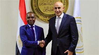 عبد اللطيف: خطة لزيادة عدد الطلاب الدارسين الفرنسية كلغة أولى 