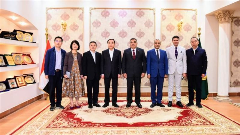 لقاء محافظ الدقهلية