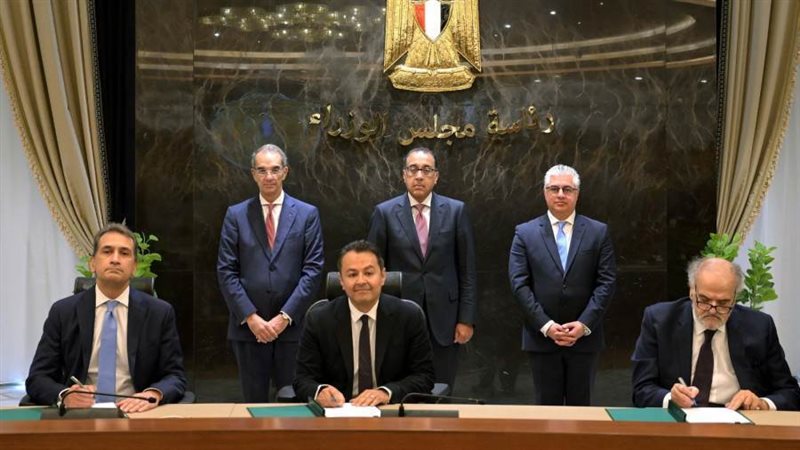 خلال لقاء رئيس الوزراء