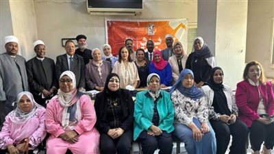 القومي للمرأة بأسوان يطلق حملة طرق الأبواب للتوعية بالمبادرة الرئاسية 