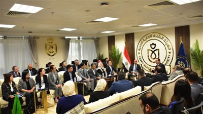 رئيس الرعاية الصحية يلتقي وفدا صينيا للتعاون في التكنولوجيا المدعومة بالذكاء الاصطناعي