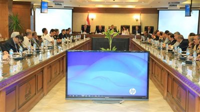 محافظ الجيزة يشدد على مسؤولية بالتواجد الميداني للتأكد من انتظام تقديم الخدمات 