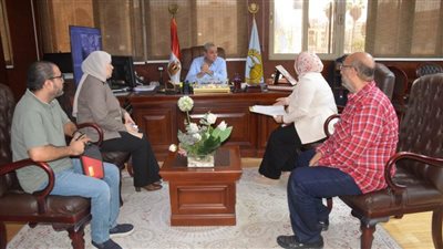  بالصور.. محافظ الغربية يناقش مستوى الخدمات الصحية وتذليل معوقات عمل مستشفى محلة مرحوم