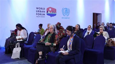 المشاركون في جلسة بالمنتدى الحضري يؤكدون أهمية دمج كبار السن بشكل أكبر في المجتمع