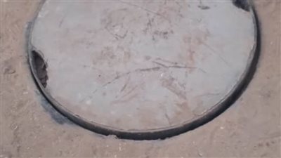 محافظ أسيوط: تركيب أغطية لبالوعات الصرف الصحي بمنطقة الشعرواي بقرية درنكة