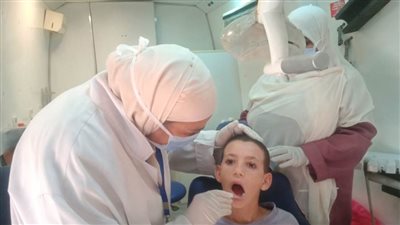 بني سويف: علاج 1350حالة و4000 خدمة طبية مجاناً في قافلة حياة كريمة بنزلة البرقي