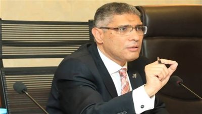 ضبط ٣٥٩٦ مخالفة تموينية بالمخابز والأسواق والبداليين التموينيين خلال شهر