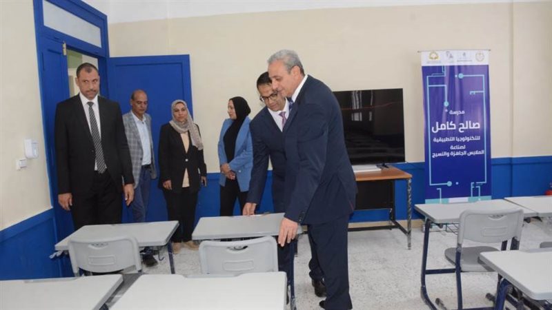 محافظ الغربية خلال