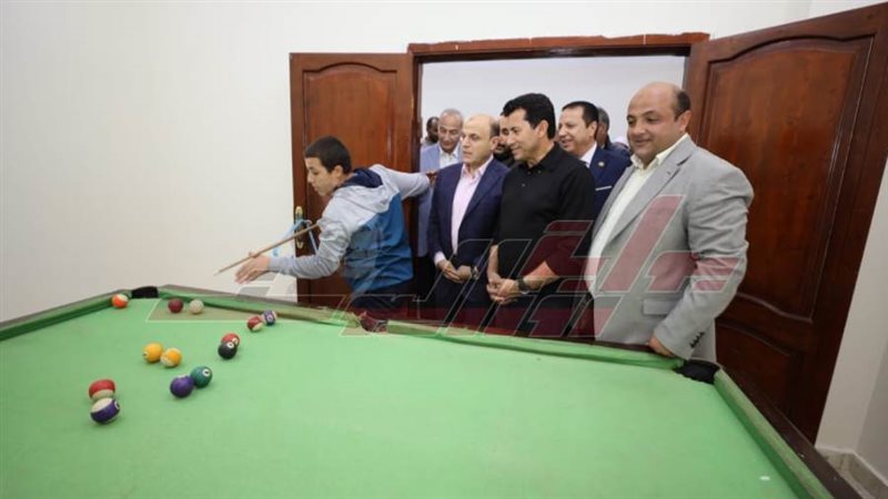 خلال الافتتاح