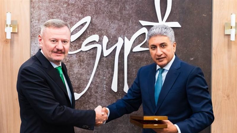 شريف فتحي وزير السياحة