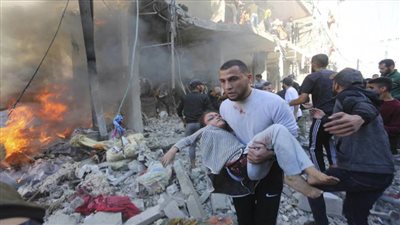 استشهاد 5 فلسطينيين في قصف إسرائيلي على خيمة للنازحين في جنوب غزة