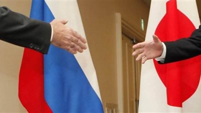 سفير اليابان لدى روسيا: طوكيو منفتحة على التواصل مع موسكو
