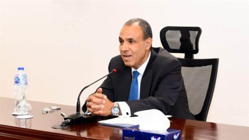 الدكتور بدر عبد العاطي