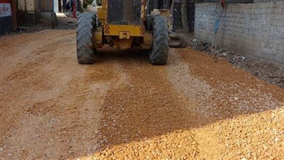 رصف شوارع القرى الأكثر احتياجا بمركز دمنهور تيسيرًا على المواطنين