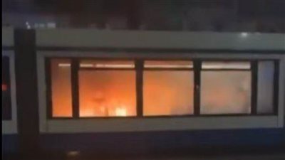 عاجل| ملثمو أمستردام يشعلون النار في سيارة كهربائية.. ويهتفون: 