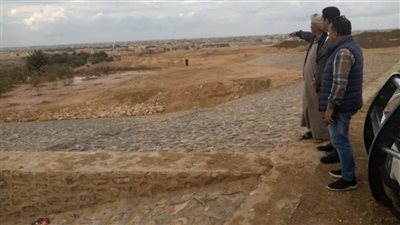 نائب محافظ مطروح يتابع سلامة سد وادي تويويع وإسماعيل لمواجهة السيول
