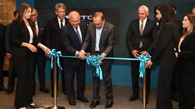 الوزير يشارك في الاحتفال بافتتاح مصنع سيارات بروتون ساجا 