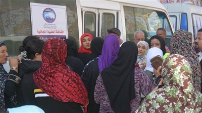 الكشف علي 800 مواطن في قافلة طبية مجانية لحزب مستقبل وطن بالمنيا