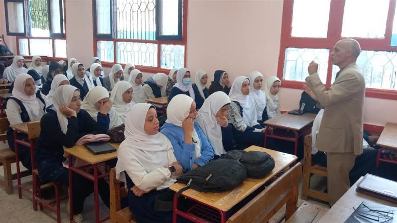 جانب من الندوة