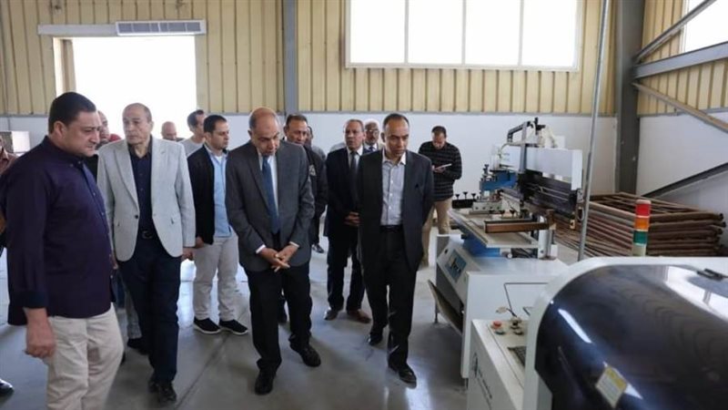 محافظ المنيا يتفقد