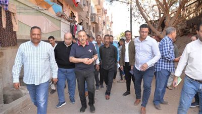 محافظ أسيوط يترأس حملة إشغالات بمنطقة السادات بحي غرب