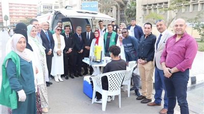 عميد طب طنطا : تجميع 190 كيس دم فى حملة تبرع لدعم بنوك الدم بالمستشفيات.. صور