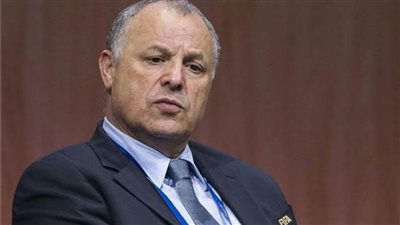 هاني أبو ريدة يتقدم بأوراق ترشحه لرئاسة الاتحاد المصري لكرة القدم