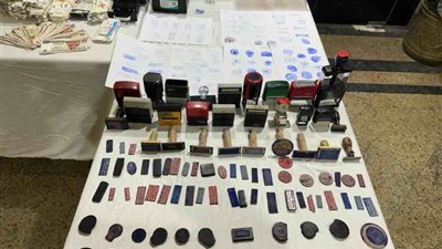 سقوط شخص زور المحررات الرسمية والعرفية بالقاهرة