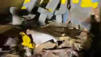 مصرع 8 أشخاص في حادث تصادم نقل وأتوبيس علي طريق المطرية الجديد.. صور 