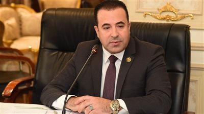 رئيس اتصالات النواب: تركيب كبائن جديدة لحل مشكلة الأماكن المتعذر تركيب الانترنت الارضى بها