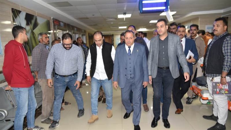 محافظ بورسعيد يزور