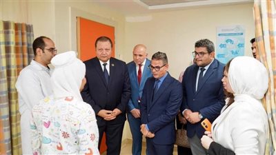 وفد الاعتماد والرقابة الصحية يزور المنشآت الصحية بالإسماعيلية