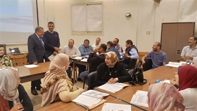 وكيل تعليم البحيرة يتابع فعاليات ورش العمل وبرامج تدريب معلمى اللغة الإنجليزية  
