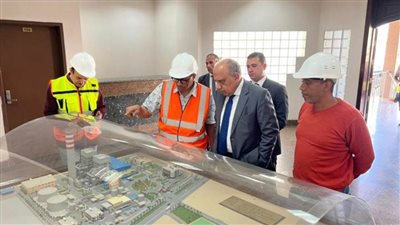 وزير الكهرباء والطاقة المتجددة في زيارة ميدانية لمحطة توليد كهرباء التبين البخارية 