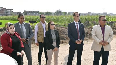 محافظ البحيرة تقود حملة لإزالة التعديات حفاظا على الرقعة الزراعية وأملاك الدولة 