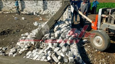 إزالة 3 حالات بناء مخالف على أرض زراعية بكفر الشيخ