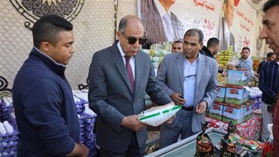 بتخفيضات تتجاوز 30٪..  افتتاح منفذ جديد لبيع السلع الغذائية في سمالوط