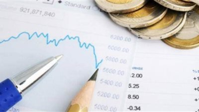 محللو الاقتصاد بالبرازيل يرفعون توقعاتهم بشأن أسعار الفائدة والتضخم في 2025