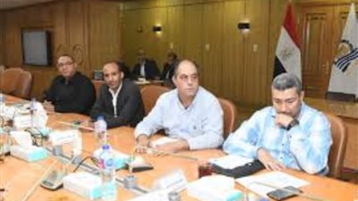 محافظ قنا: نولي اهتمامًا بالغًا بتطوير البنية التحتية لشبكات الصرف الصحي