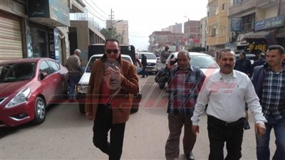 خلف الله يقود حملة مكبرة لإزالة الإشغالات بشوارع سيدي سالم