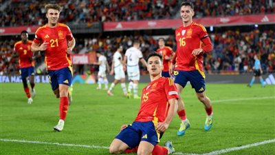 إسبانيا تختتم دور المجموعات بفوز مستحق على سويسرا في الأمم الأوروبية