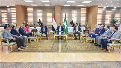 لبحث سبل التعاون المشترك.. محافظ الشرقية يستقبل رئيس مجلس إدارة البورصة المصرية 