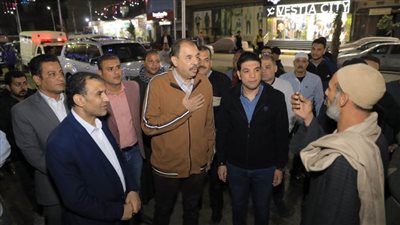 محافظ سوهاج يتفقد عددا من المواقع والشوارع ويتابع مستوى الخدمات المقدمة للمواطنين