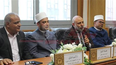 ندوة دينية بعنوان 