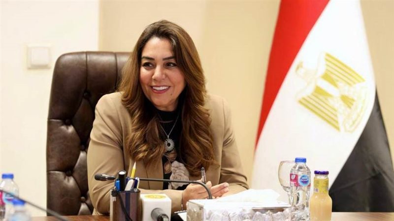 الدكتورة منال عوض